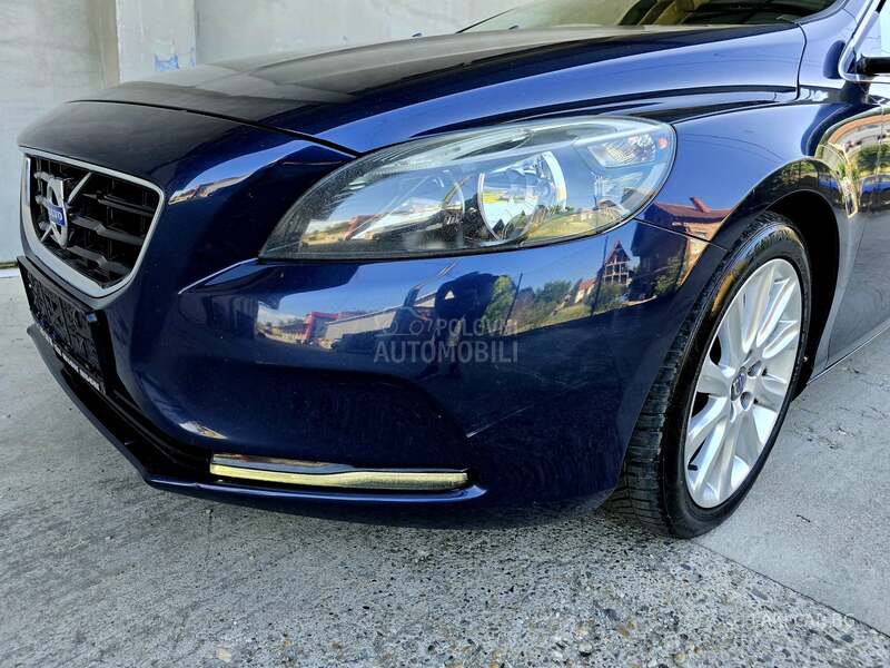 Volvo V40 1.6 D2 navy