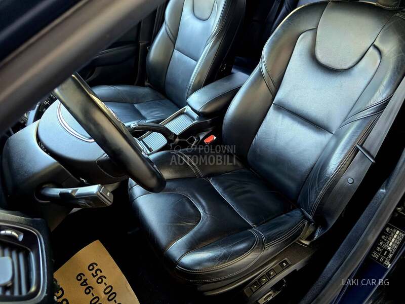 Volvo V40 1.6 D2 navy