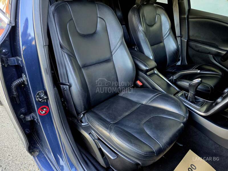 Volvo V40 1.6 D2 navy