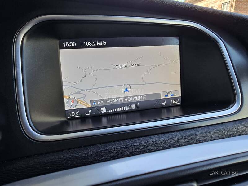 Volvo V40 1.6 D2 navy