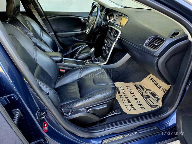 Volvo V40 1.6 D2 navy