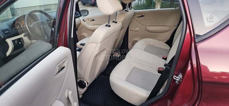 Mercedes Benz A 180 A U T O M A T I K