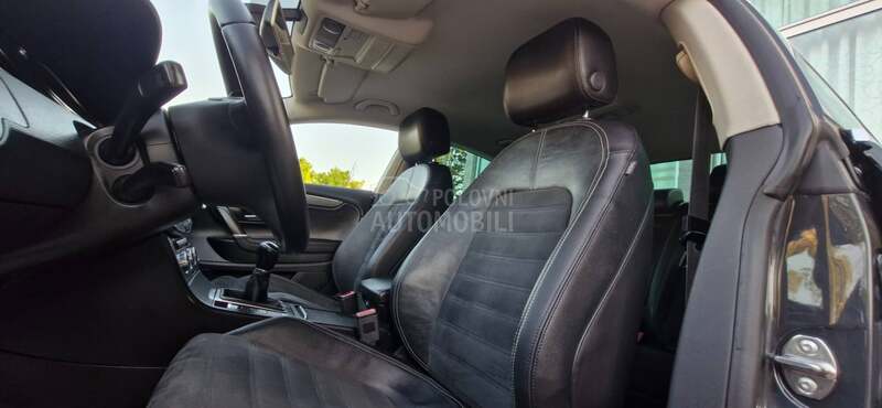 Volkswagen Passat CC 2.0TDI/HIGHLINE/FUL