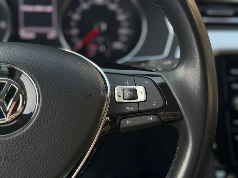 Volkswagen Arteon 2.0TDI/DSG/MATRIX
