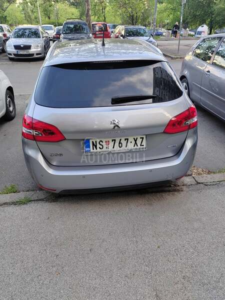 Peugeot 308 1.6 BLUEHDI