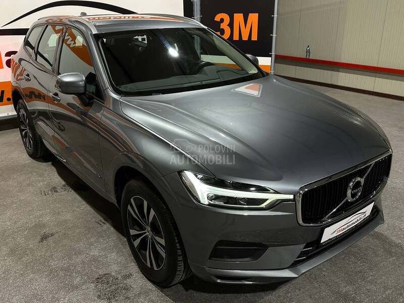 Volvo XC60 AWD/HYBRID/MOMENTUM