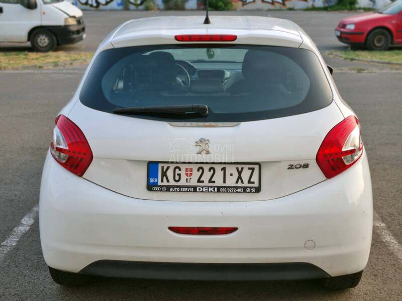 Peugeot 208 1.4 HDI /BAŠ D0BAR/