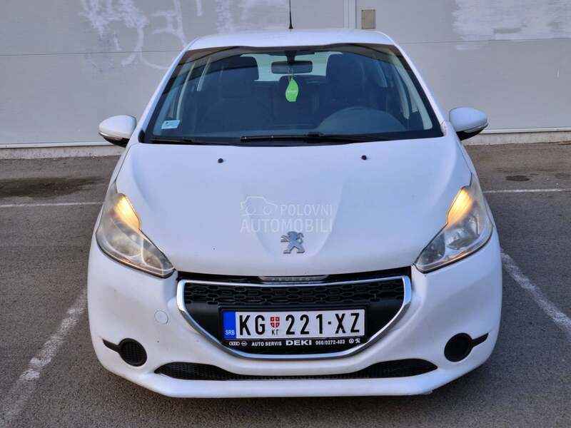 Peugeot 208 1.4 HDI /BAŠ D0BAR/