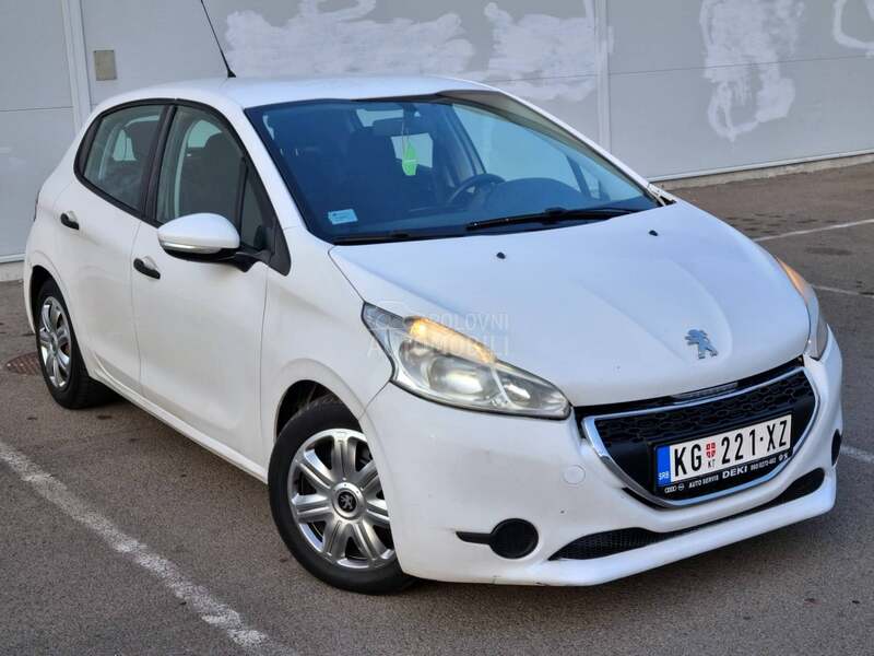 Peugeot 208 1.4 HDI /BAŠ D0BAR/