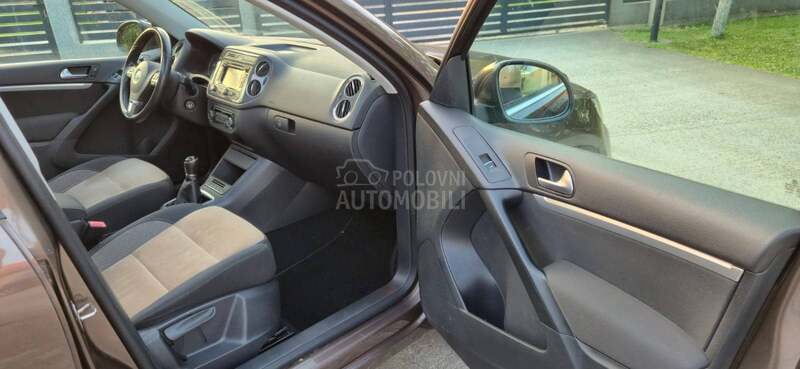 Volkswagen Tiguan CH V.S.E.R.V.I S