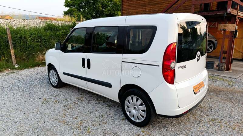 Fiat Doblo 1.4 T-JET M.E.T.A.N