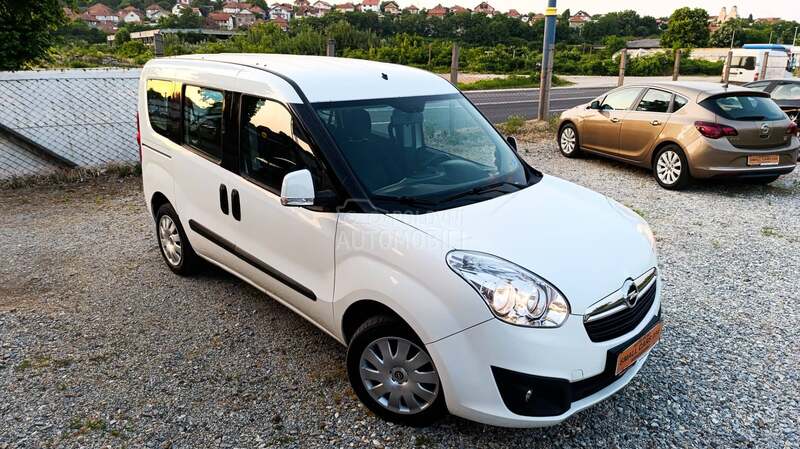 Fiat Doblo 1.4 T-JET M.E.T.A.N