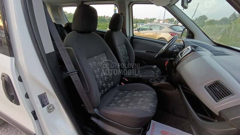Fiat Doblo 1.4 T-JET M.E.T.A.N