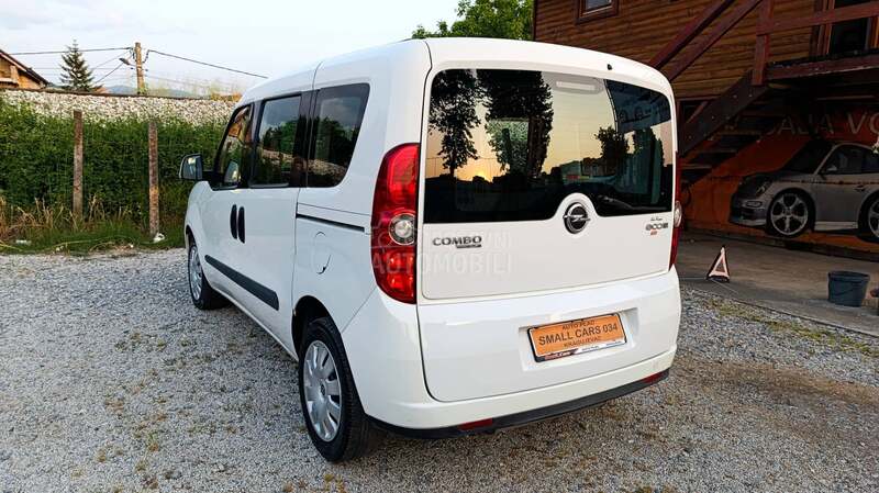Fiat Doblo 1.4 T-JET M.E.T.A.N