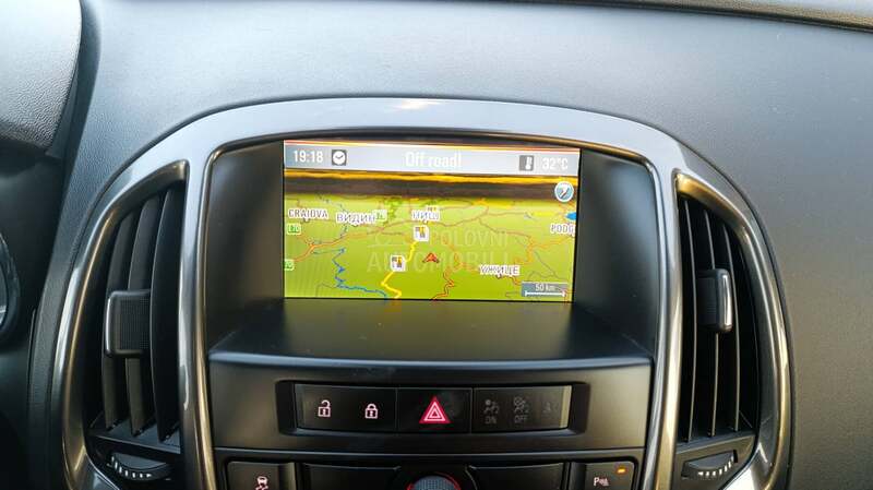 Opel Astra J 1.7cdti COSMO