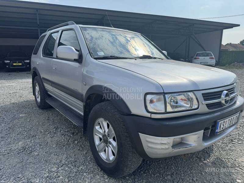 Opel Frontera 2.2D