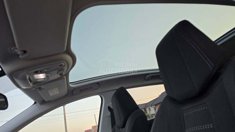 Peugeot 308 1.6 eHDI  PANO