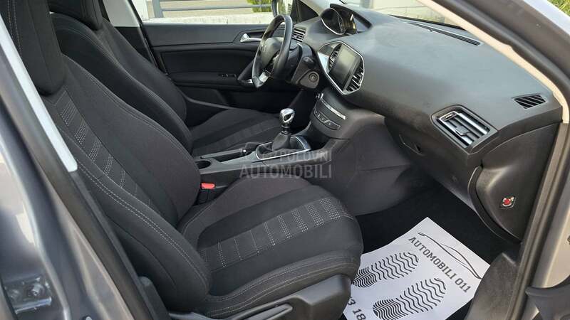 Peugeot 308 1.6 eHDI  PANO