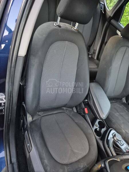 BMW Serija 2 F45 -  kompletan auto u delovima