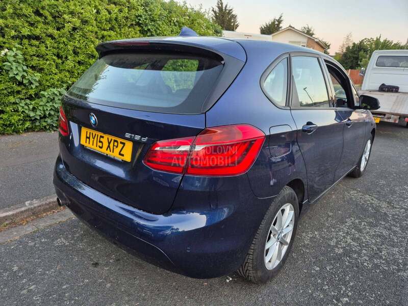BMW Serija 2 F45 -  kompletan auto u delovima