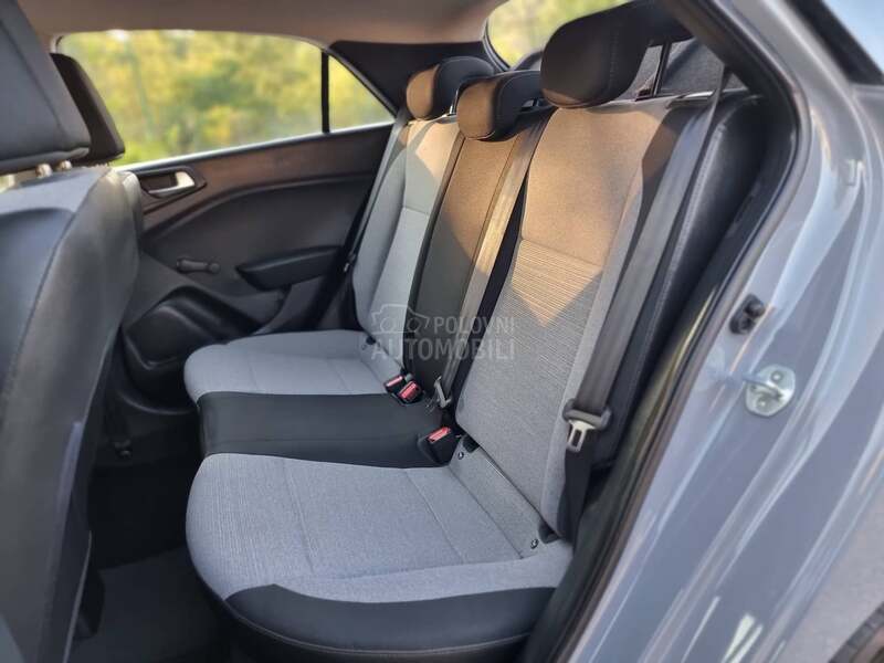 Hyundai i20 1.2 GREY edition Ch