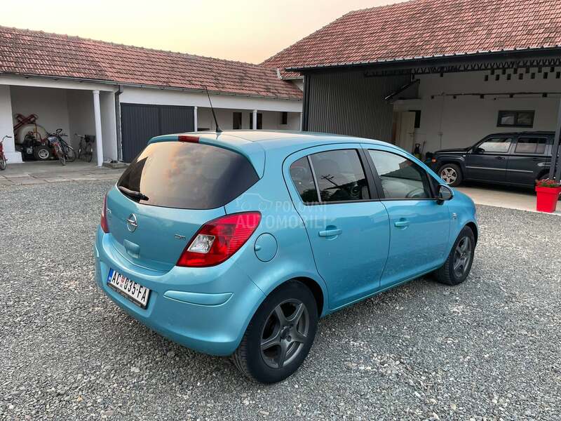 Opel Corsa D 1.3CDTI 150YRS ADAM