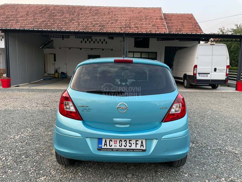 Opel Corsa D 1.3CDTI 150YRS ADAM