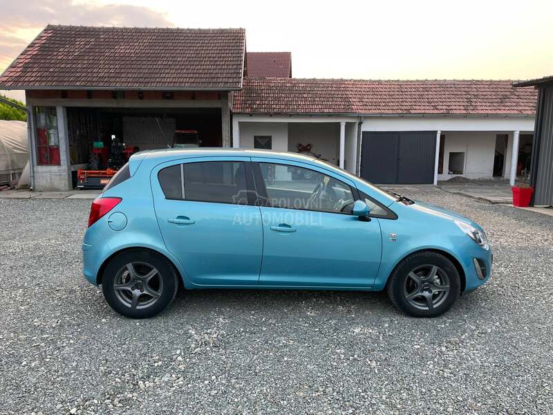 Opel Corsa D 1.3CDTI 150YRS ADAM
