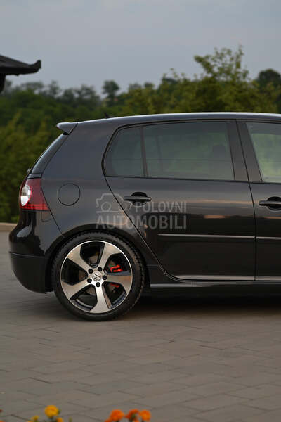 Volkswagen Golf 5 GTI