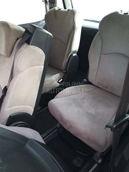 Peugeot 807 Rezervisan