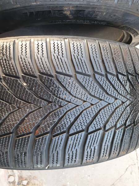 Nexen 245/45 R17 Zimska