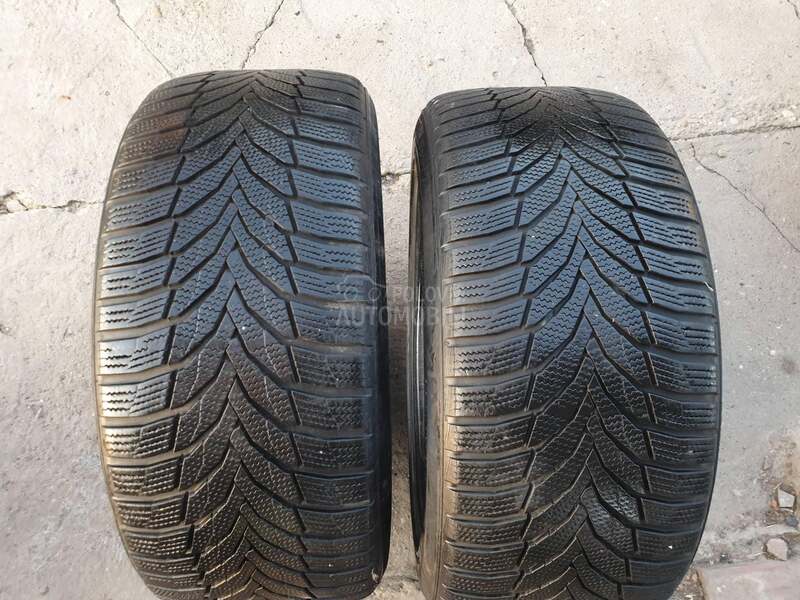 Nexen 245/45 R17 Zimska