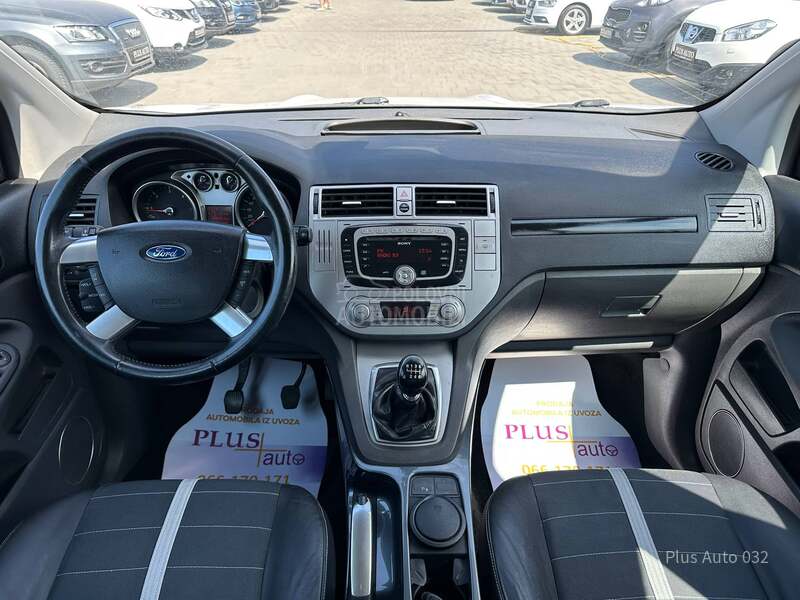 Ford Kuga N O V A / 4x4