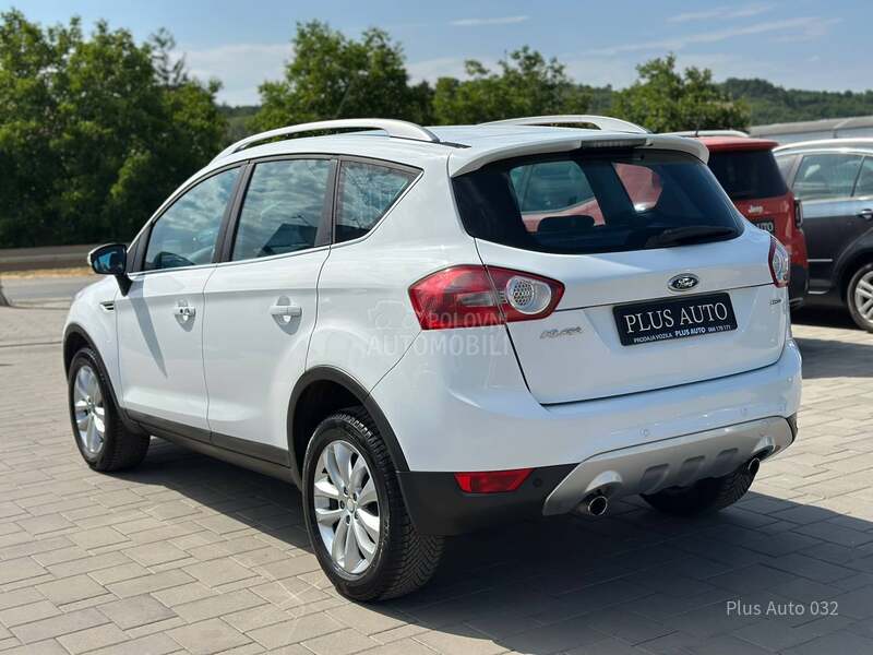 Ford Kuga N O V A / 4x4