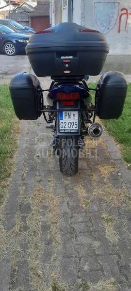 Kawasaki ZR 7S