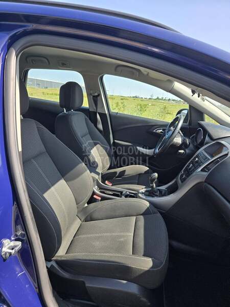 Opel Astra J 1.7 Diesel NA.VI