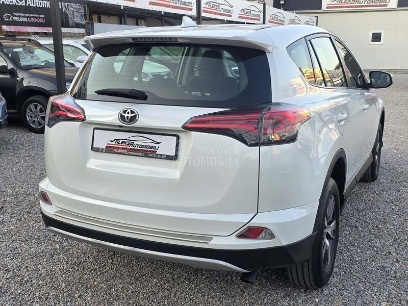 Toyota RAV 4 2.0 D
