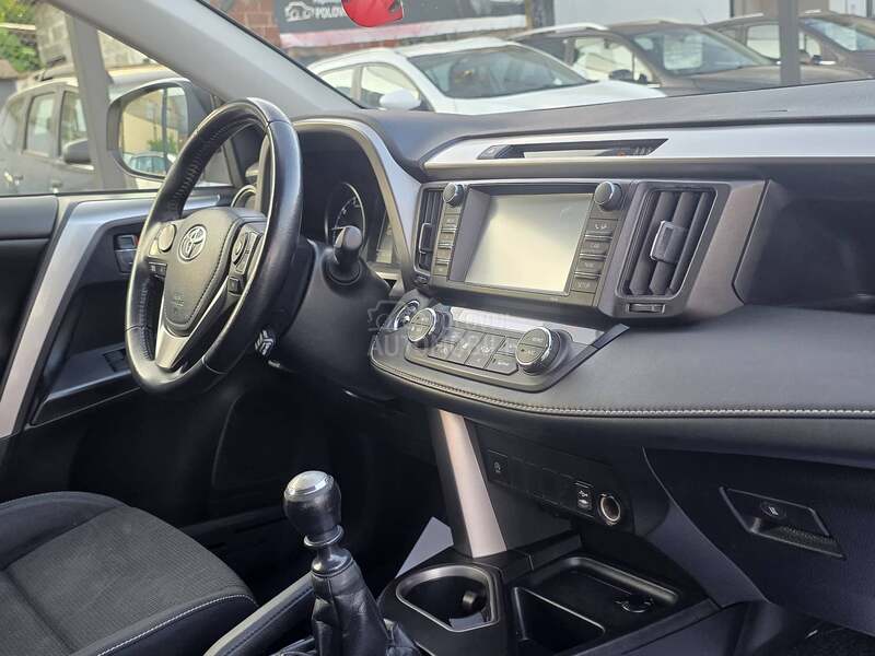 Toyota RAV 4 2.0 D
