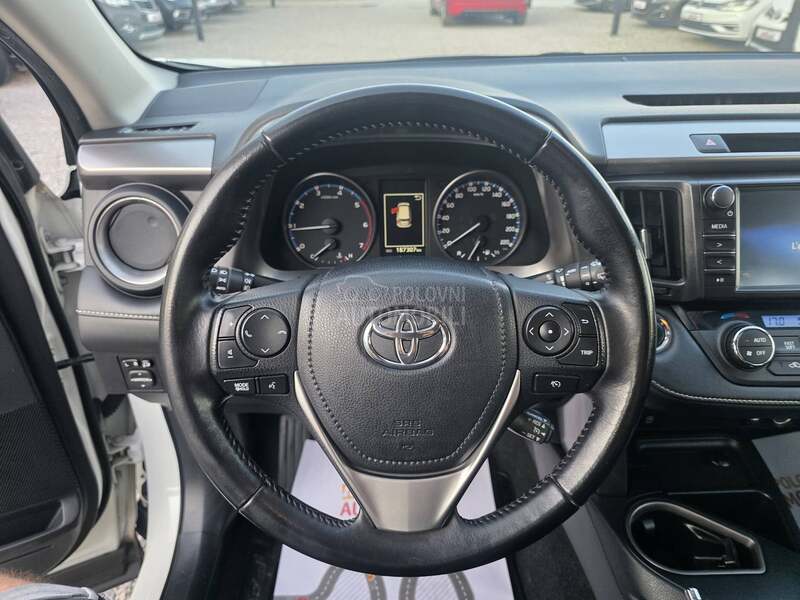 Toyota RAV 4 2.0 D