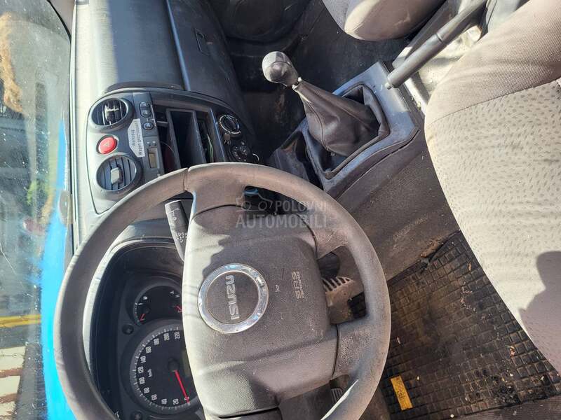 Isuzu D-Max 