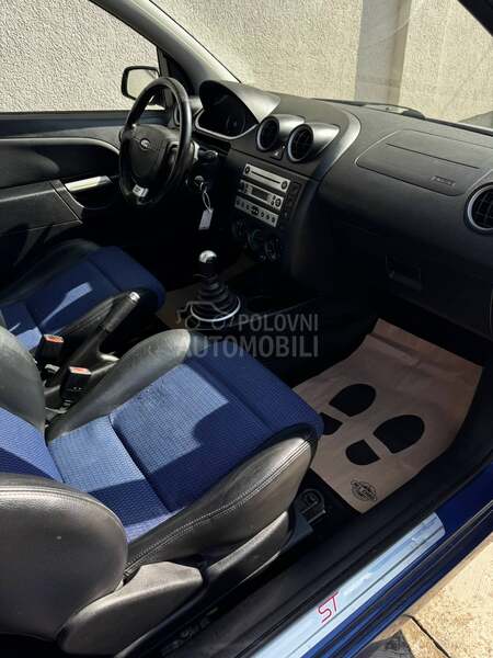 Ford Fiesta 150ST