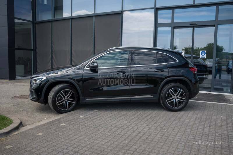 Mercedes Benz GLA 200 D AT NavLed