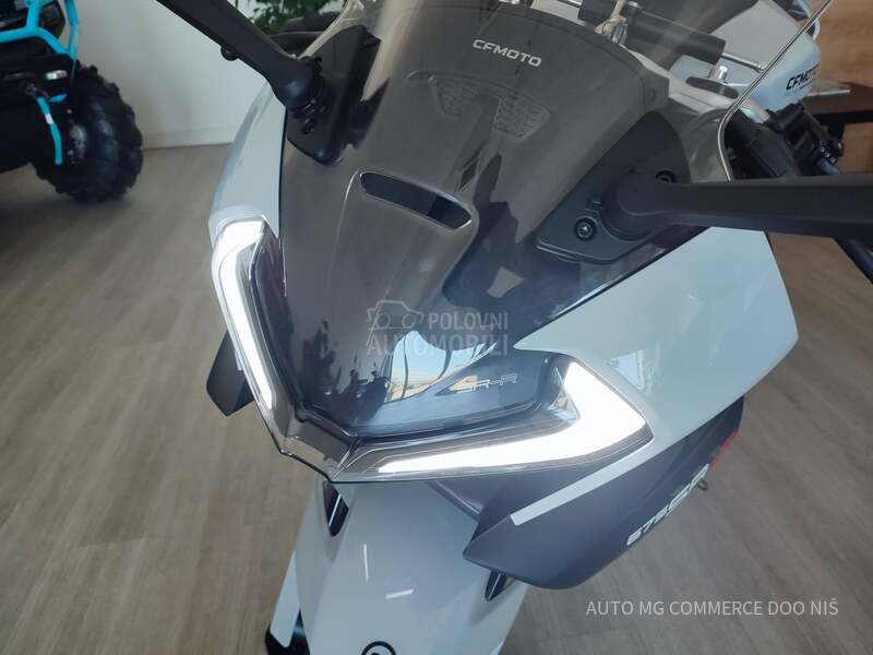 CFMOTO 675 SR R NOVO