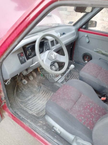 Zastava Yugo Tempo 