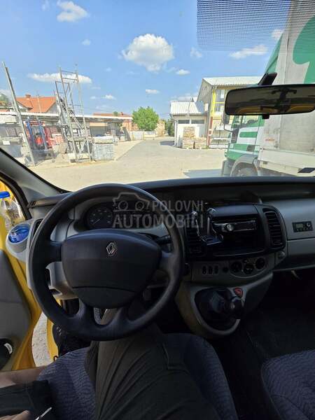Renault Trafic 