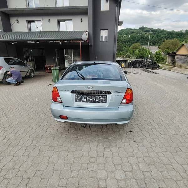 Hyundai Accent 
