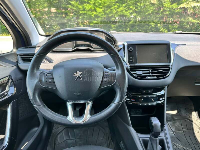 Peugeot 208 ACTIVE 1.2