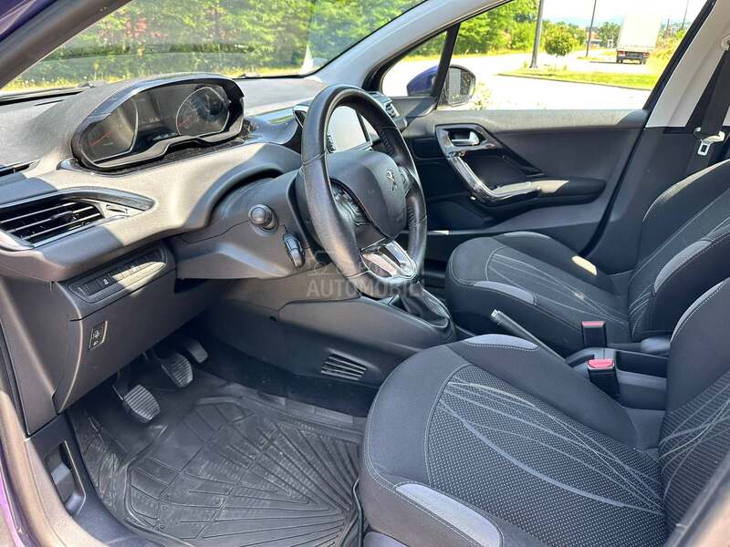 Peugeot 208 ACTIVE 1.2
