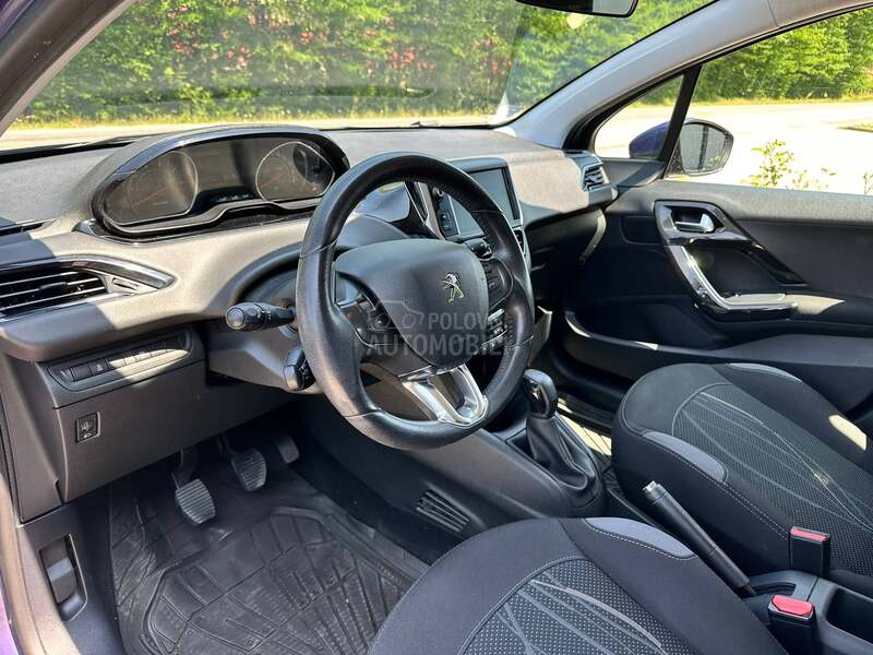 Peugeot 208 ACTIVE 1.2