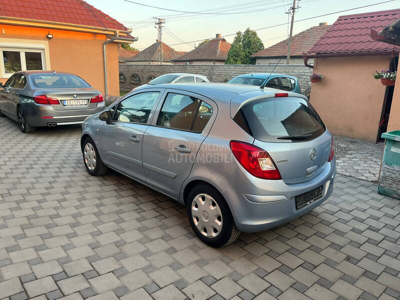 Opel Corsa D 1.2 16v